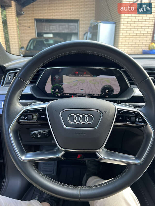 Внедорожник / Кроссовер Audi e-tron 2020 в Виннице