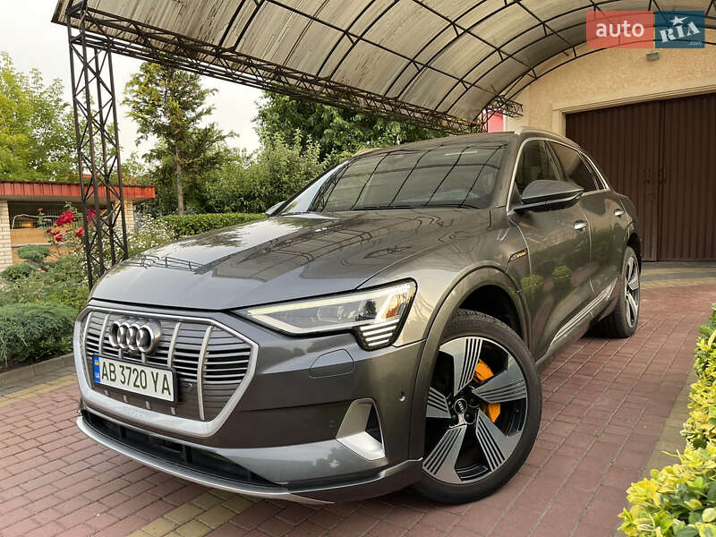Позашляховик / Кросовер Audi e-tron 2019 в Вінниці