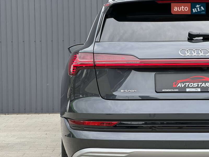 Позашляховик / Кросовер Audi e-tron 2019 в Мукачевому