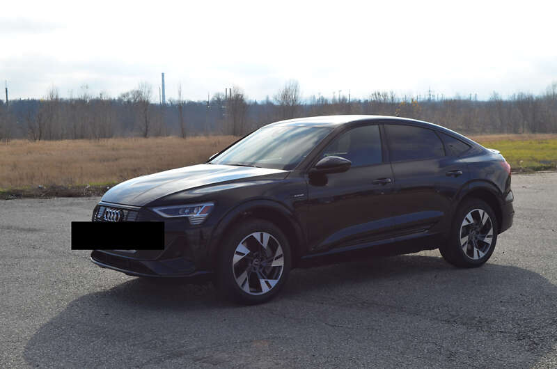 Внедорожник / Кроссовер Audi e-tron 2022 в Харькове фото 12 Внедорожник / Кроссовер Audi e-tron 2022 в Харькове