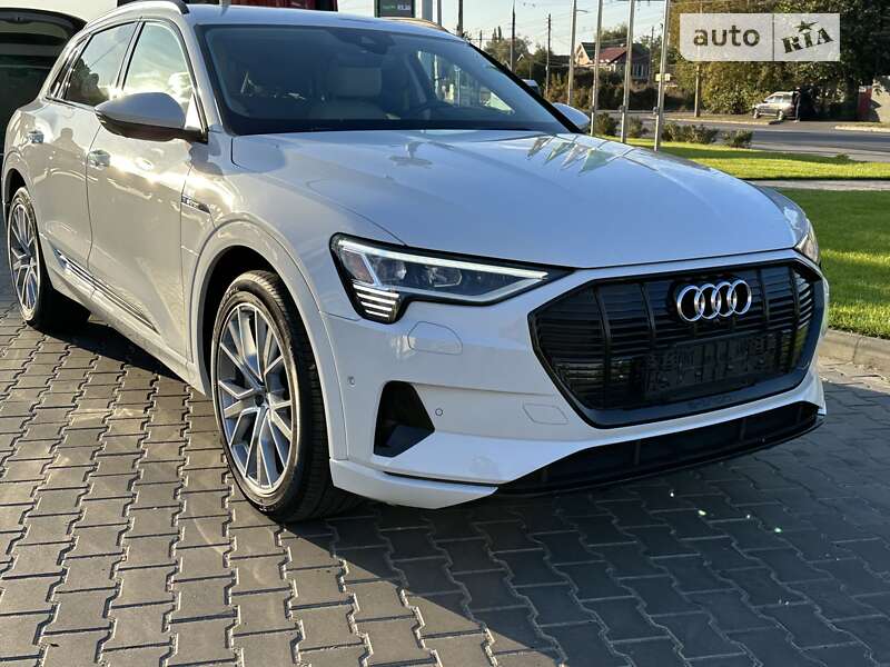 Внедорожник / Кроссовер Audi e-tron 2020 в Виннице