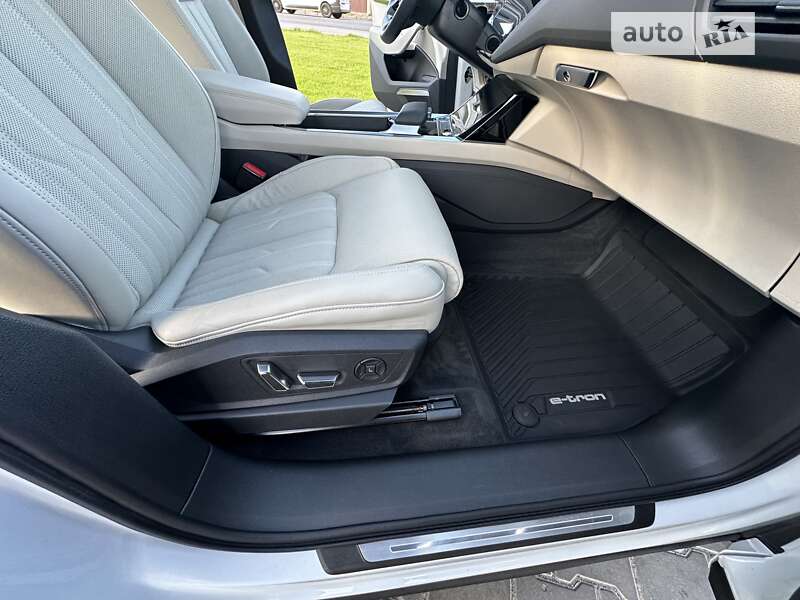 Внедорожник / Кроссовер Audi e-tron 2020 в Виннице