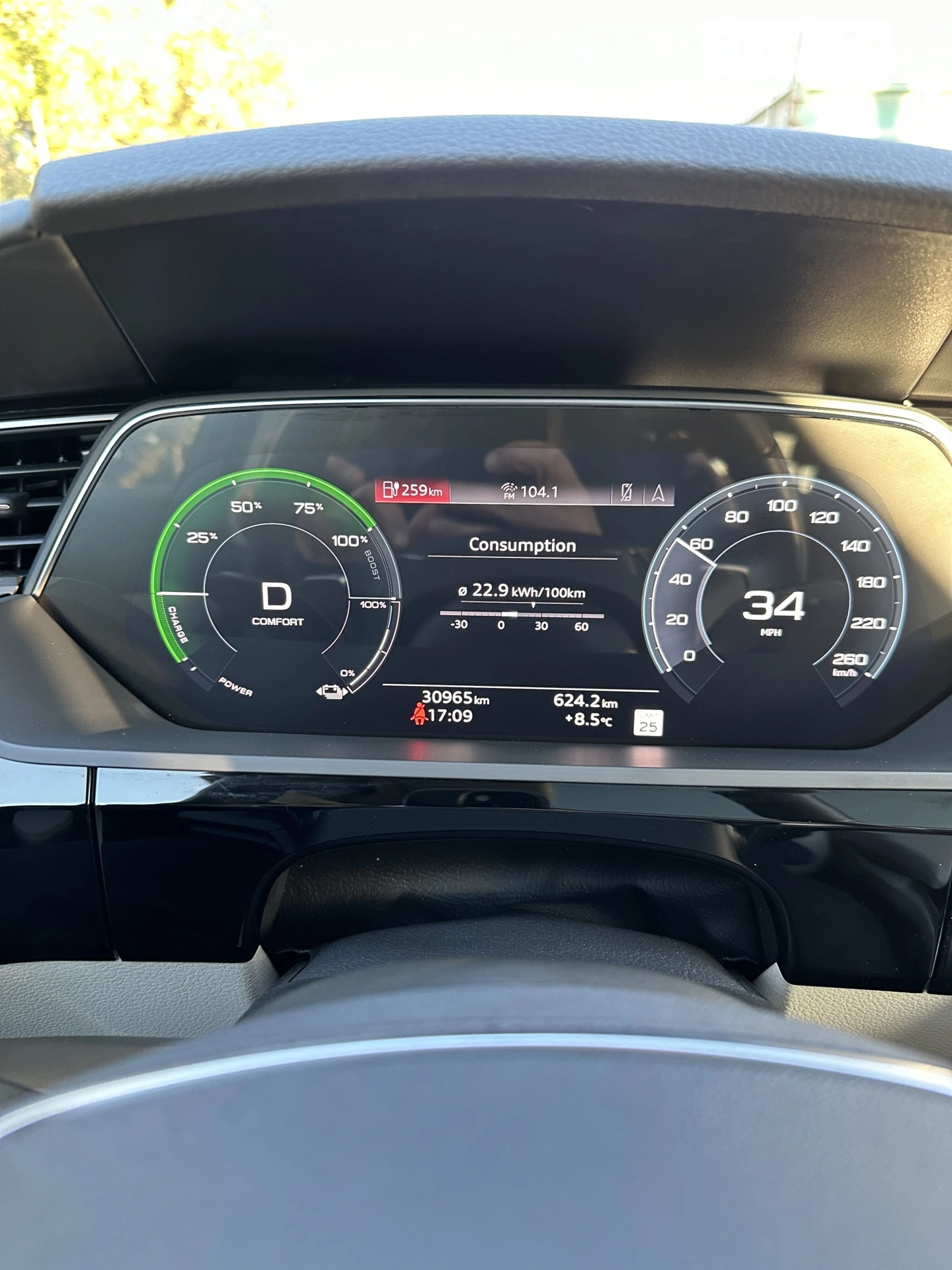 2020 Audi e-tron - мініатюра 45