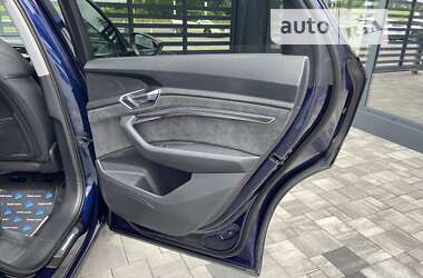 Внедорожник / Кроссовер Audi e-tron 2020 в Ровно