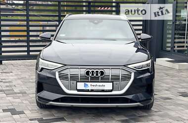 Позашляховик / Кросовер Audi e-tron 2021 в Рівному