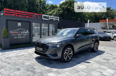 Позашляховик / Кросовер Audi e-tron 2022 в Вінниці