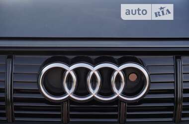 Внедорожник / Кроссовер Audi e-tron 2020 в 