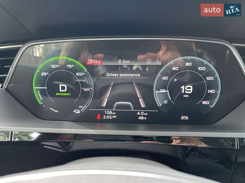 Внедорожник / Кроссовер Audi e-tron 2022 в Киеве