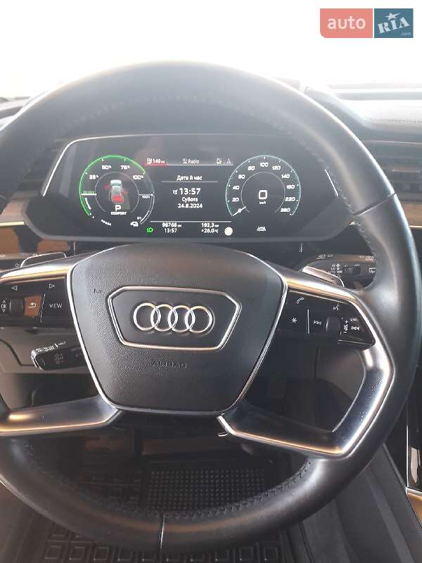Внедорожник / Кроссовер Audi e-tron 2019 в Дрогобыче