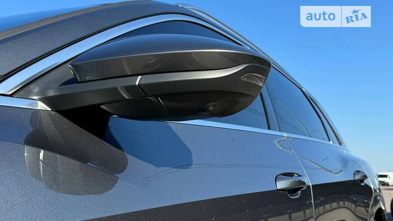 Внедорожник / Кроссовер Audi e-tron 2020 в Киеве