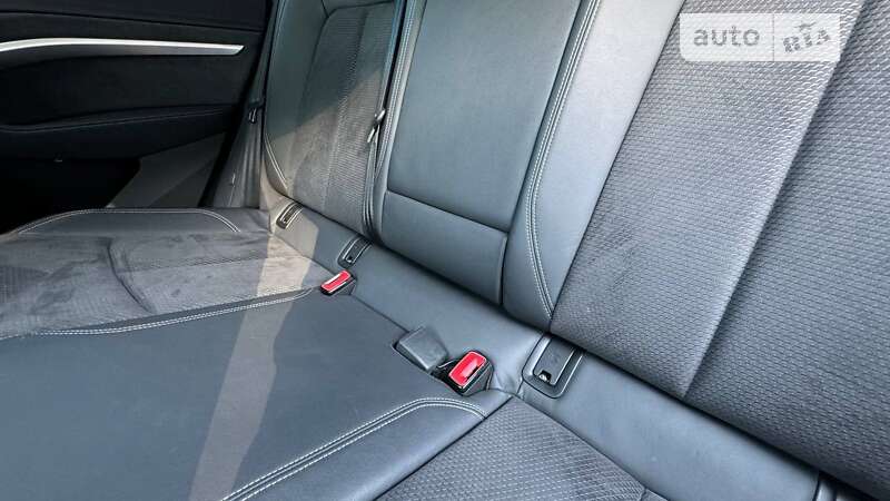 Внедорожник / Кроссовер Audi e-tron 2020 в Киеве