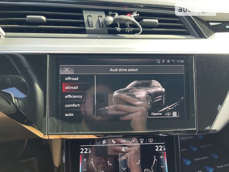 Внедорожник / Кроссовер Audi e-tron 2021 в Ровно фото 24 Внедорожник / Кроссовер Audi e-tron 2021 в Ровно