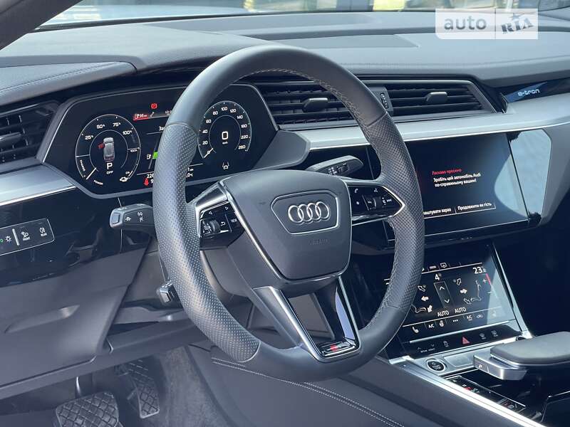 Внедорожник / Кроссовер Audi e-tron 2021 в Ровно
