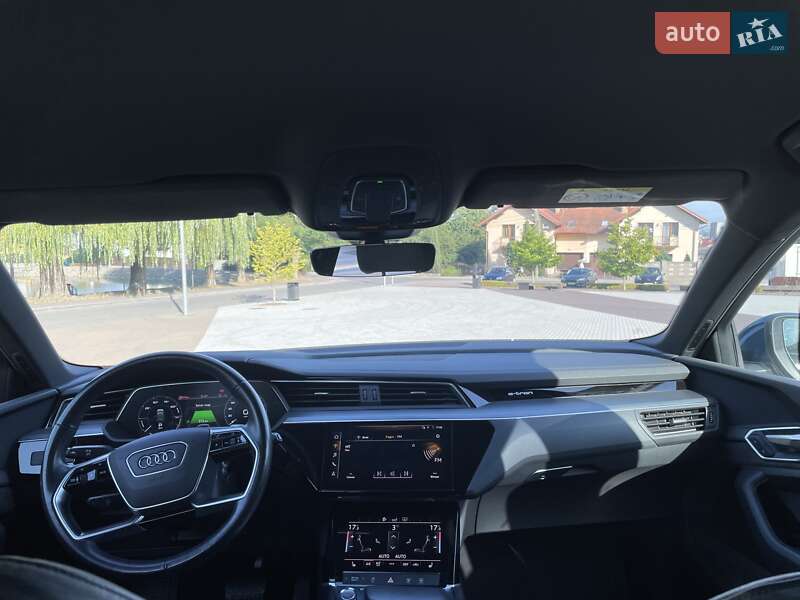 Внедорожник / Кроссовер Audi e-tron 2019 в Львове фото 13 Внедорожник / Кроссовер Audi e-tron 2019 в Львове