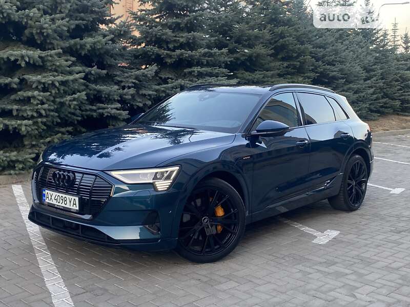 Внедорожник / Кроссовер Audi e-tron 2018 в Харькове
