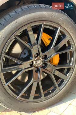 Позашляховик / Кросовер Audi e-tron 2022 в Рівному