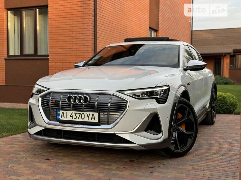 Внедорожник / Кроссовер Audi e-tron 2021 в Киеве