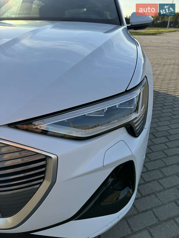 Внедорожник / Кроссовер Audi e-tron 2020 в Львове