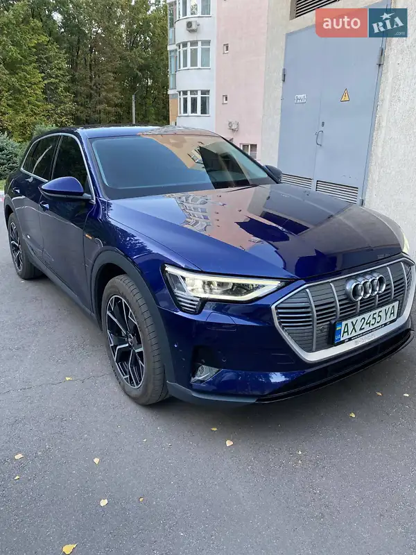Audi e-tron 2021
