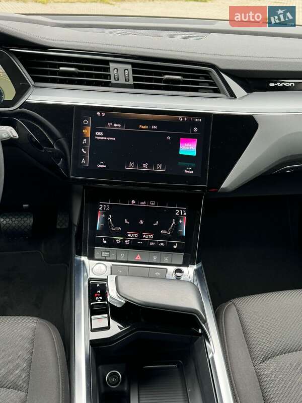 Внедорожник / Кроссовер Audi e-tron 2019 в Львове фото 21 Внедорожник / Кроссовер Audi e-tron 2019 в Львове