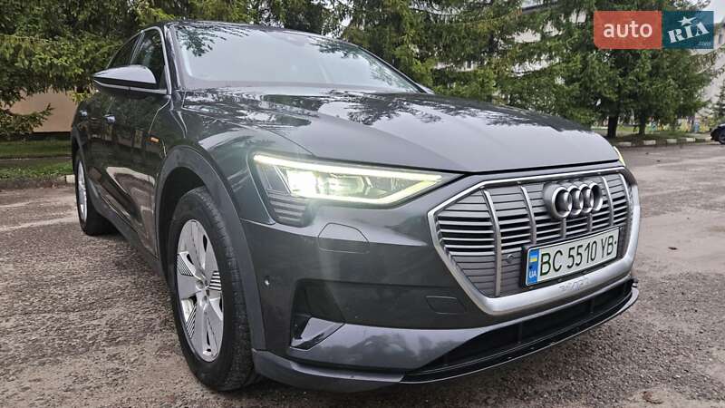 Позашляховик / Кросовер Audi e-tron 2020 в Миколаєві