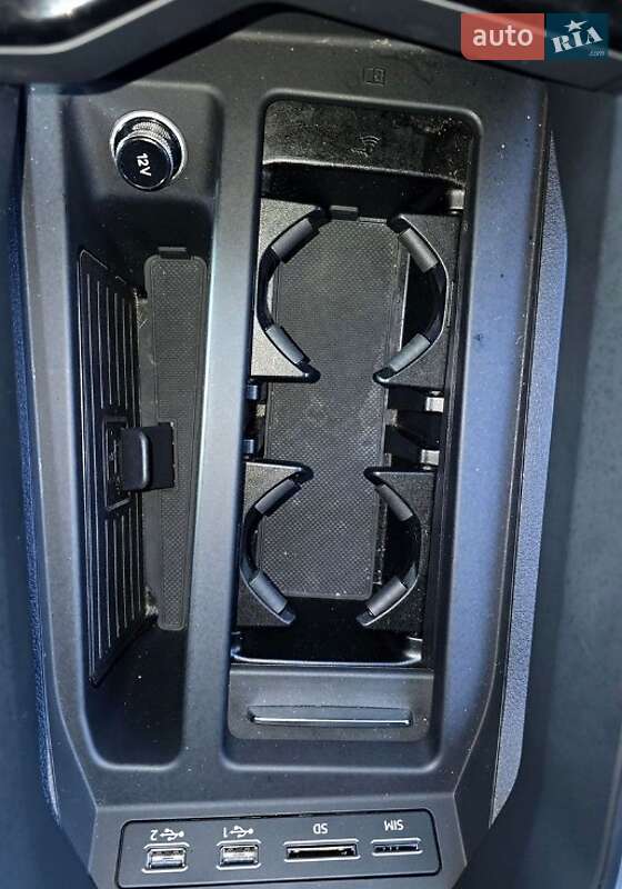 Внедорожник / Кроссовер Audi e-tron 2019 в Киеве