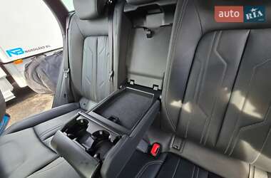 Внедорожник / Кроссовер Audi e-tron 2019 в 