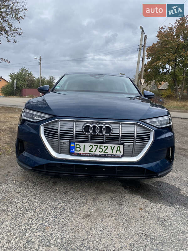Внедорожник / Кроссовер Audi e-tron 2022 в Полтаве
