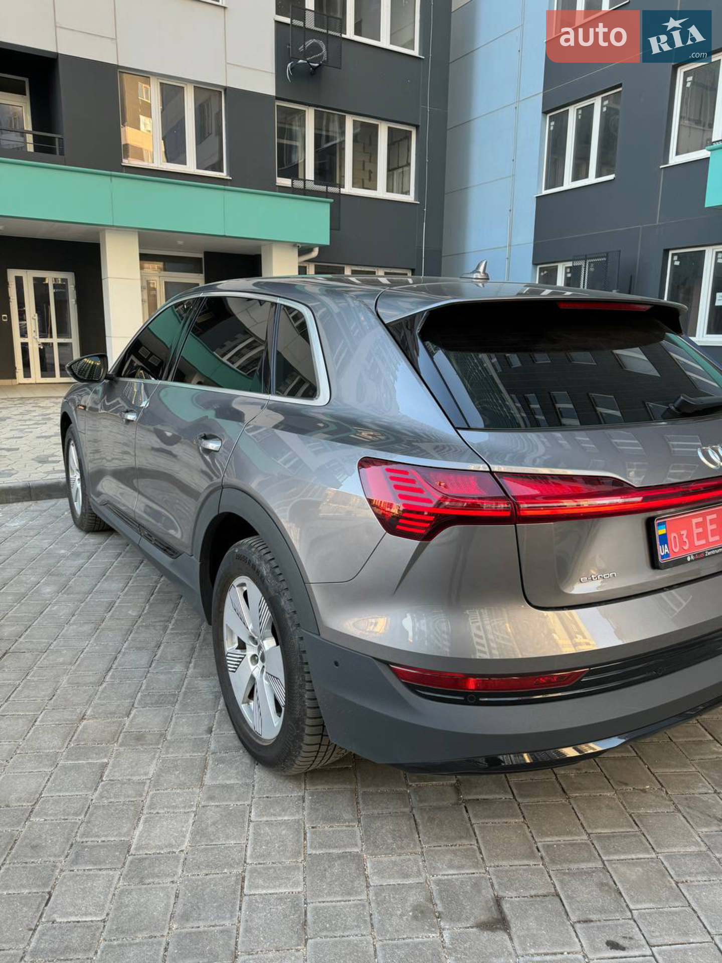2019 Audi e-tron - мініатюра 4