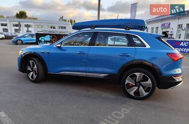 Внедорожник / Кроссовер Audi e-tron 2019 в 