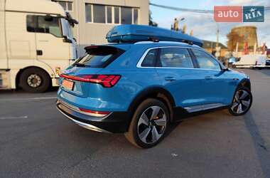 Внедорожник / Кроссовер Audi e-tron 2019 в 