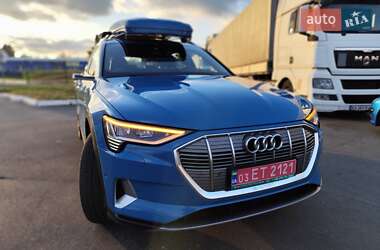 Внедорожник / Кроссовер Audi e-tron 2019 в 