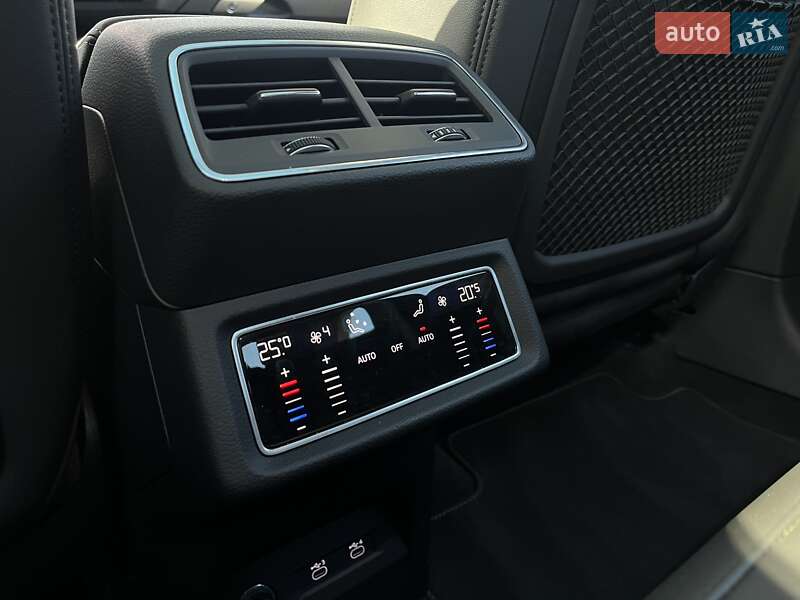 Позашляховик / Кросовер Audi e-tron 2020 в Одесі