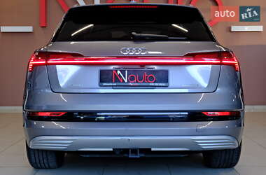 Внедорожник / Кроссовер Audi e-tron 2020 в 