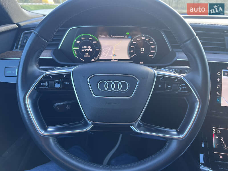 Позашляховик / Кросовер Audi e-tron 2019 в Львові