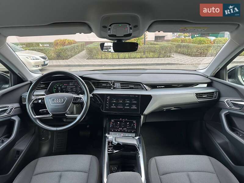 Внедорожник / Кроссовер Audi e-tron 2020 в Киеве