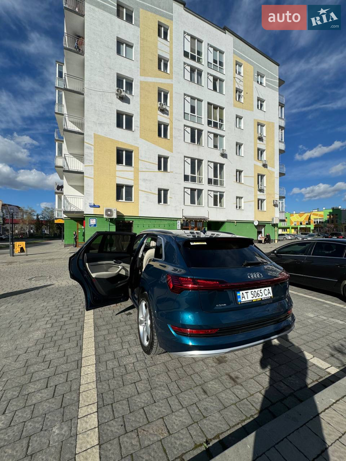 2019 Audi e-tron - мініатюра 5