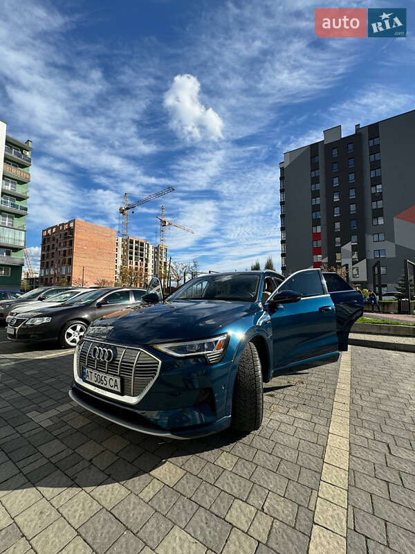 Внедорожник / Кроссовер Audi e-tron 2019 в Ивано-Франковске