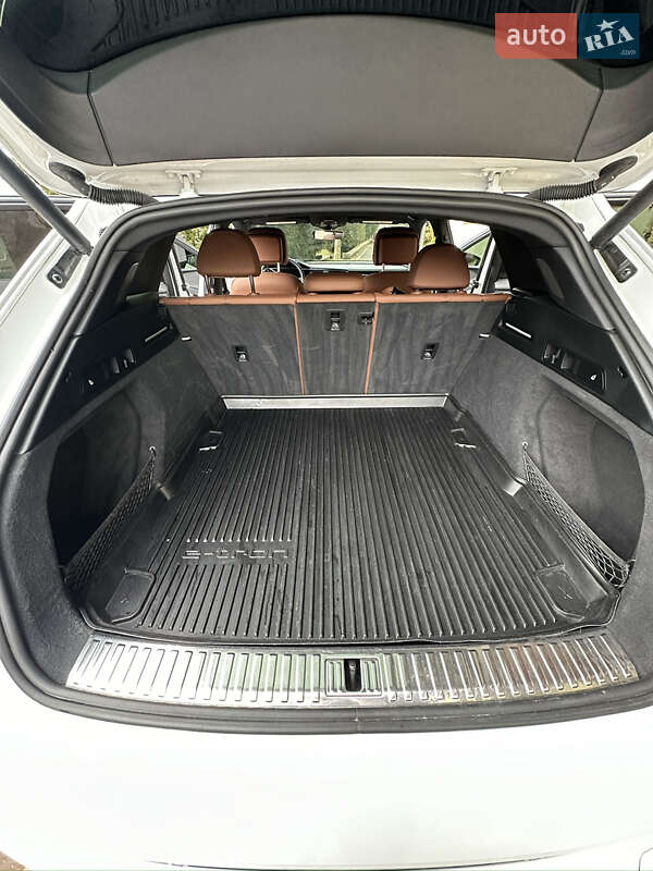 Внедорожник / Кроссовер Audi e-tron 2019 в Тернополе фото 11 Внедорожник / Кроссовер Audi e-tron 2019 в Тернополе