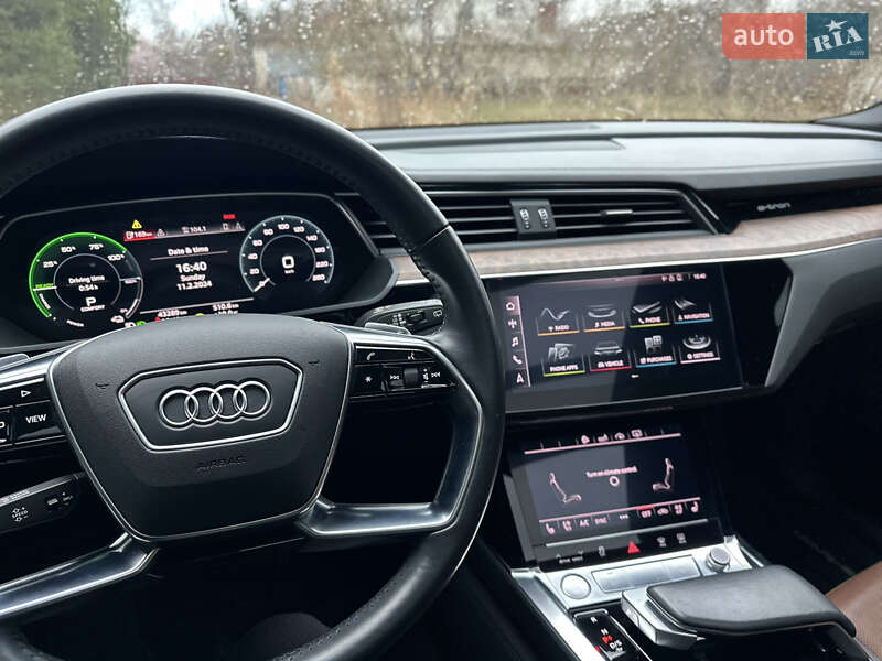 Внедорожник / Кроссовер Audi e-tron 2019 в Тернополе фото 26 Внедорожник / Кроссовер Audi e-tron 2019 в Тернополе