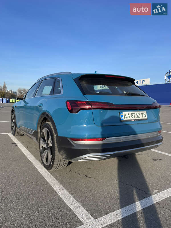 Позашляховик / Кросовер Audi e-tron 2019 в Кам'янець-Подільському