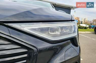 Внедорожник / Кроссовер Audi e-tron 2020 в 