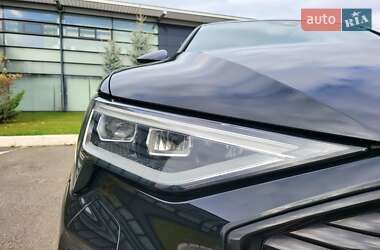 Внедорожник / Кроссовер Audi e-tron 2020 в 