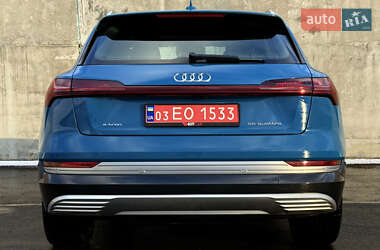 Внедорожник / Кроссовер Audi e-tron 2020 в 