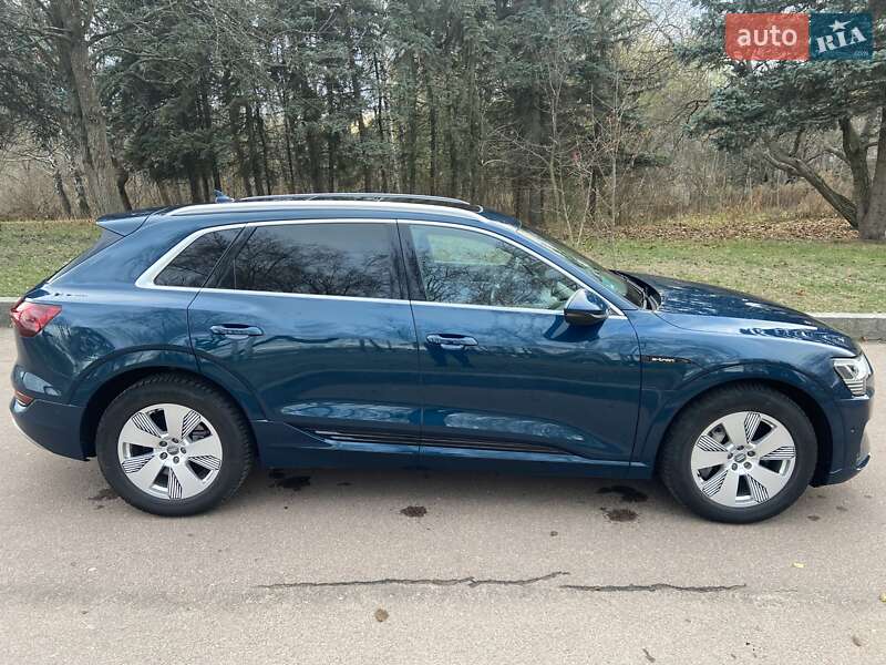 Внедорожник / Кроссовер Audi e-tron 2020 в Житомире