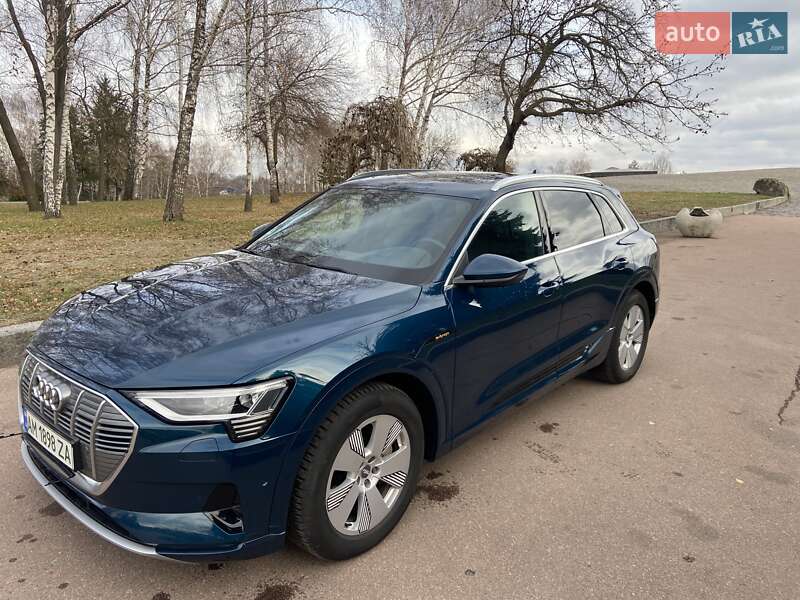Внедорожник / Кроссовер Audi e-tron 2020 в Житомире