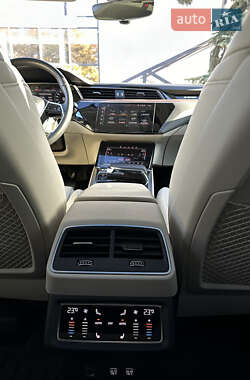 Позашляховик / Кросовер Audi e-tron 2019 в Полтаві