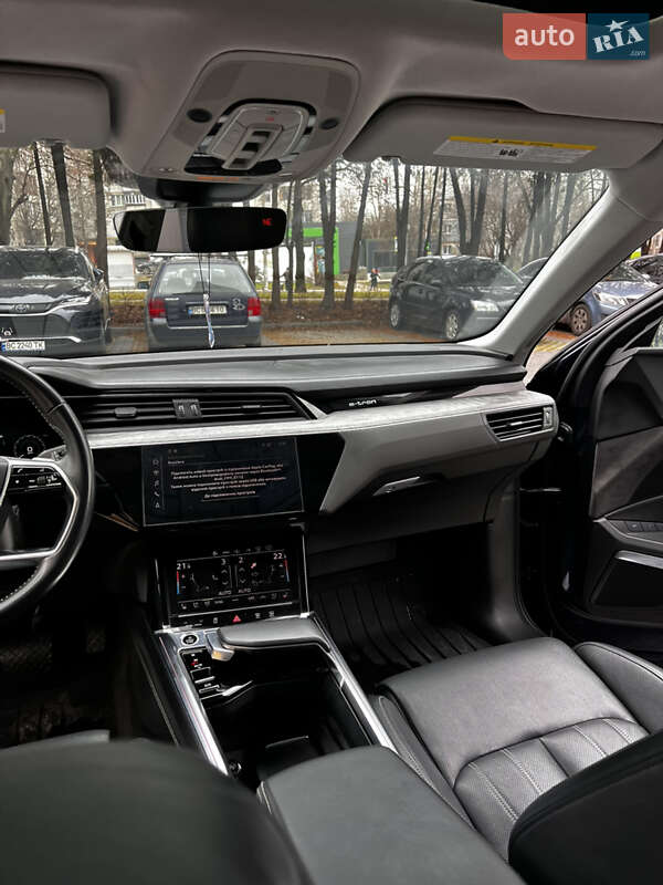 Внедорожник / Кроссовер Audi e-tron 2020 в Львове