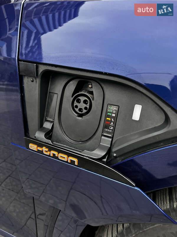 Внедорожник / Кроссовер Audi e-tron 2020 в Львове