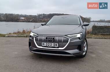 Внедорожник / Кроссовер Audi e-tron 2019 в 